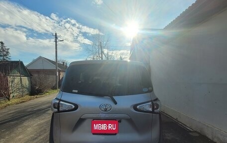 Toyota Sienta II, 2018 год, 1 500 000 рублей, 3 фотография