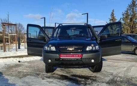 Chevrolet Niva I рестайлинг, 2020 год, 1 130 000 рублей, 2 фотография