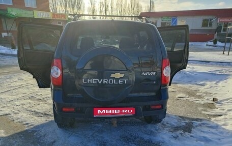 Chevrolet Niva I рестайлинг, 2020 год, 1 130 000 рублей, 8 фотография