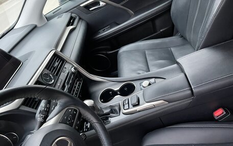Lexus RX IV рестайлинг, 2018 год, 4 490 000 рублей, 22 фотография