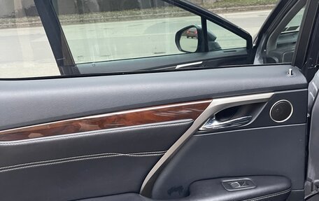 Lexus RX IV рестайлинг, 2018 год, 4 490 000 рублей, 30 фотография