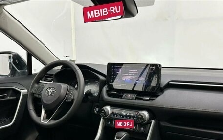 Toyota RAV4, 2023 год, 3 850 000 рублей, 11 фотография