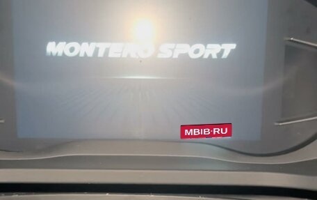 Mitsubishi Montero Sport, 2022 год, 5 999 999 рублей, 27 фотография