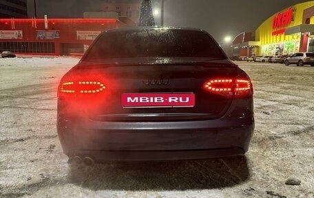 Audi A4, 2011 год, 1 300 000 рублей, 11 фотография