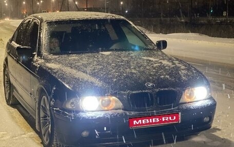 BMW 5 серия, 2001 год, 580 000 рублей, 1 фотография