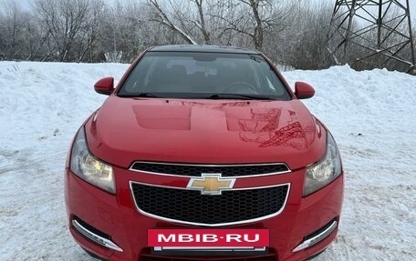 Chevrolet Cruze II, 2012 год, 599 000 рублей, 3 фотография