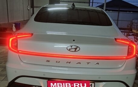 Hyundai Sonata VIII, 2020 год, 2 550 000 рублей, 2 фотография