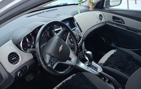 Chevrolet Cruze II, 2012 год, 970 000 рублей, 4 фотография