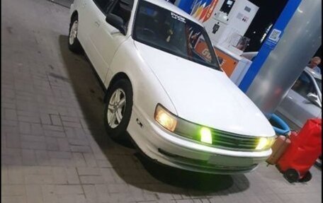 Toyota Vista, 1993 год, 300 000 рублей, 4 фотография