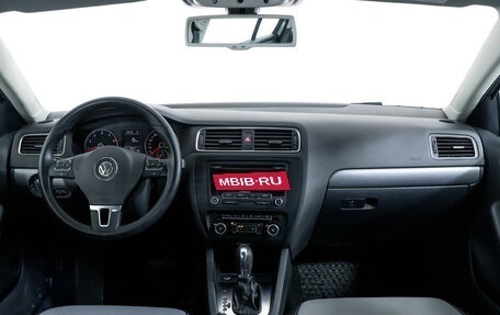 Volkswagen Jetta VI, 2012 год, 1 647 000 рублей, 10 фотография