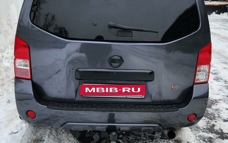 Nissan Pathfinder, 2011 год, 1 750 000 рублей, 12 фотография