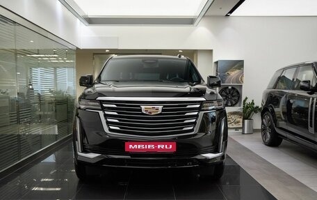 Cadillac Escalade V, 2023 год, 19 229 900 рублей, 2 фотография
