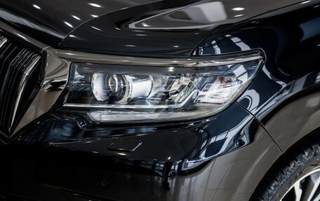 Toyota Land Cruiser Prado 150 рестайлинг 2, 2021 год, 7 500 000 рублей, 3 фотография