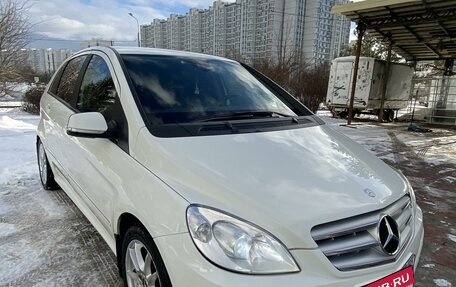 Mercedes-Benz B-Класс, 2011 год, 960 000 рублей, 2 фотография