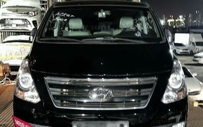 Hyundai Grand Starex Grand Starex I рестайлинг 2, 2017 год, 2 600 000 рублей, 1 фотография