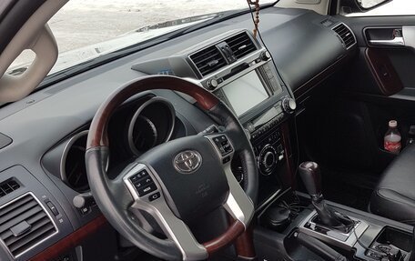 Toyota Land Cruiser Prado 150 рестайлинг 2, 2016 год, 4 799 000 рублей, 7 фотография