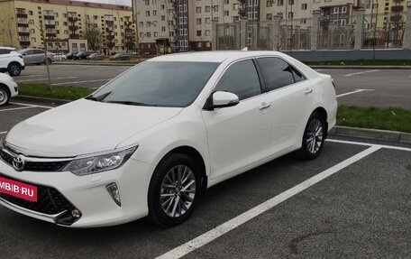 Toyota Camry, 2017 год, 2 950 000 рублей, 5 фотография