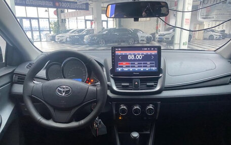 Toyota Yaris XP150 рестайлинг, 2020 год, 1 390 000 рублей, 6 фотография