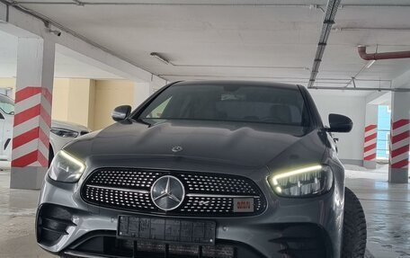 Mercedes-Benz E-Класс, 2021 год, 5 400 000 рублей, 4 фотография