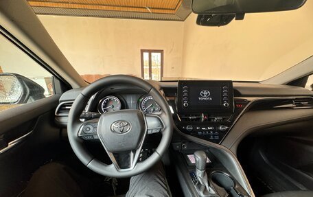 Toyota Camry, 2021 год, 2 680 000 рублей, 5 фотография