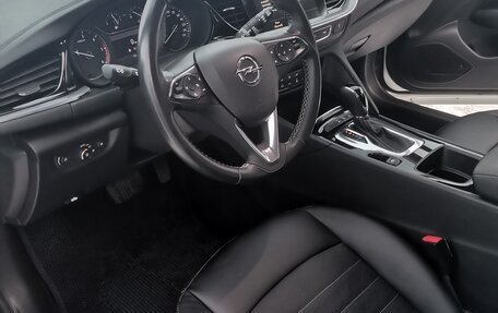 Opel Insignia II рестайлинг, 2018 год, 2 135 000 рублей, 7 фотография