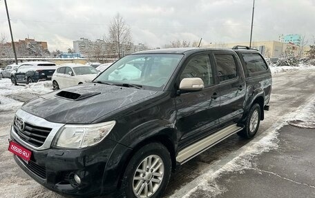 Toyota Hilux VII, 2015 год, 2 300 000 рублей, 1 фотография