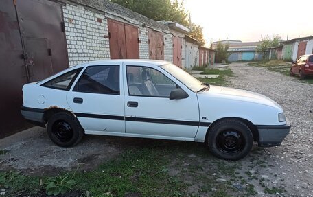 Opel Vectra A, 1990 год, 60 000 рублей, 8 фотография