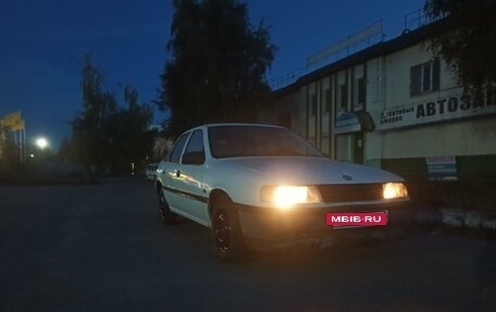 Opel Vectra A, 1990 год, 60 000 рублей, 6 фотография