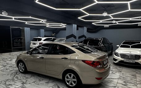 Hyundai Solaris II рестайлинг, 2013 год, 900 000 рублей, 10 фотография