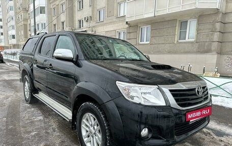 Toyota Hilux VII, 2015 год, 2 300 000 рублей, 6 фотография