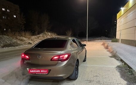 Opel Astra J, 2013 год, 970 000 рублей, 7 фотография