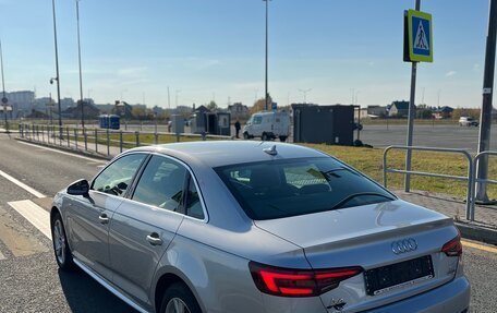 Audi A4, 2018 год, 3 000 000 рублей, 4 фотография