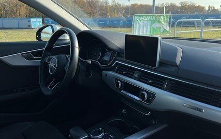 Audi A4, 2018 год, 3 000 000 рублей, 11 фотография