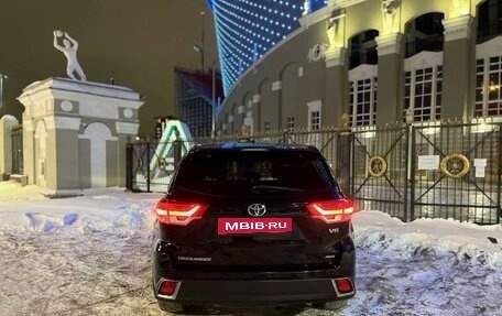 Toyota Highlander III, 2017 год, 4 390 000 рублей, 4 фотография
