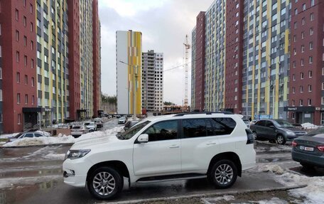 Toyota Land Cruiser Prado 150 рестайлинг 2, 2019 год, 5 555 555 рублей, 9 фотография