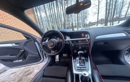 Audi A4, 2012 год, 2 000 000 рублей, 11 фотография