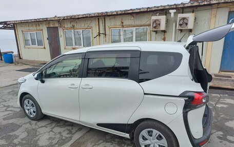 Toyota Sienta II, 2019 год, 1 900 000 рублей, 9 фотография