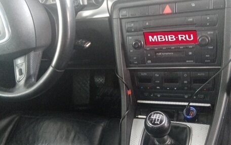 Audi A4, 2005 год, 970 000 рублей, 14 фотография