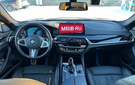 BMW 5 серия, 2020 год, 4 990 000 рублей, 19 фотография