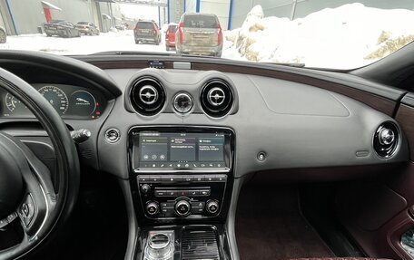 Jaguar XJ IV (X351), 2017 год, 5 150 000 рублей, 11 фотография