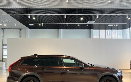 Volvo V90 Cross Country I рестайлинг, 2021 год, 5 850 000 рублей, 4 фотография
