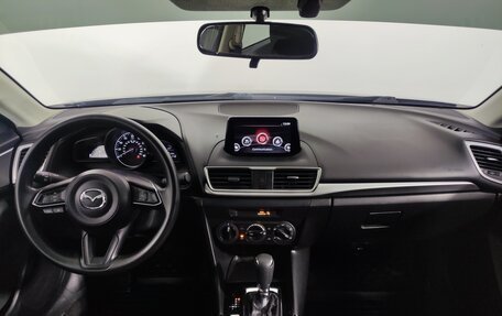 Mazda 3, 2016 год, 1 584 000 рублей, 13 фотография