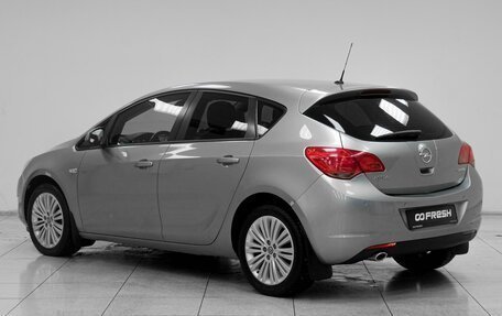 Opel Astra J, 2011 год, 979 000 рублей, 2 фотография