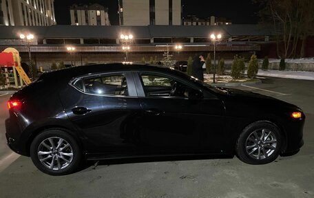 Mazda 3, 2022 год, 2 350 000 рублей, 11 фотография
