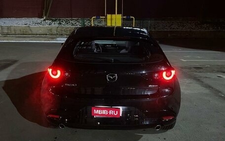 Mazda 3, 2022 год, 2 350 000 рублей, 12 фотография