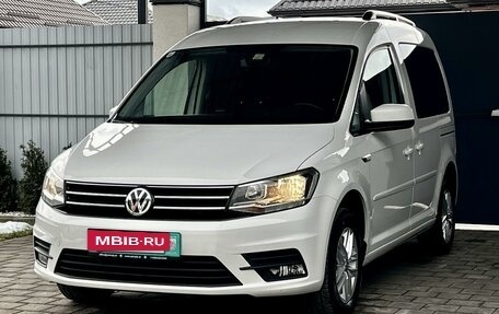 Volkswagen Caddy IV, 2019 год, 2 380 000 рублей, 3 фотография