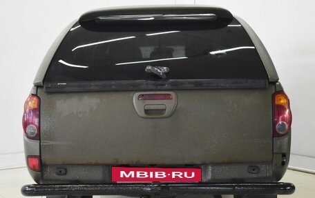 Mitsubishi L200 IV рестайлинг, 2007 год, 950 000 рублей, 3 фотография
