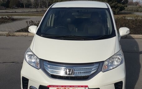 Honda Freed I, 2012 год, 1 250 000 рублей, 8 фотография