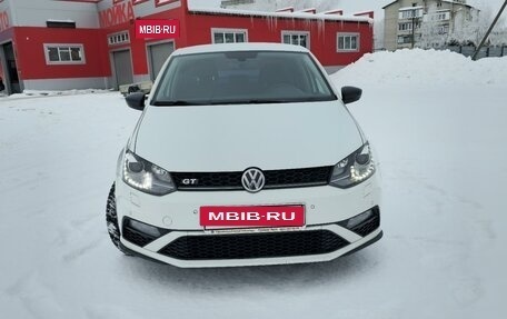 Volkswagen Polo VI (EU Market), 2018 год, 1 600 000 рублей, 4 фотография