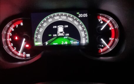 Toyota RAV4, 2021 год, 4 100 000 рублей, 8 фотография
